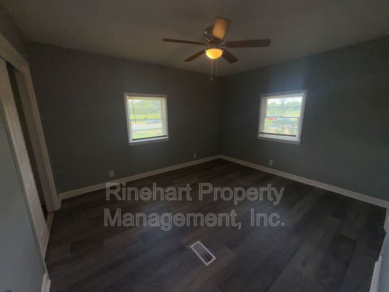 Three Bedroom Brick Home with Large Yard property image
