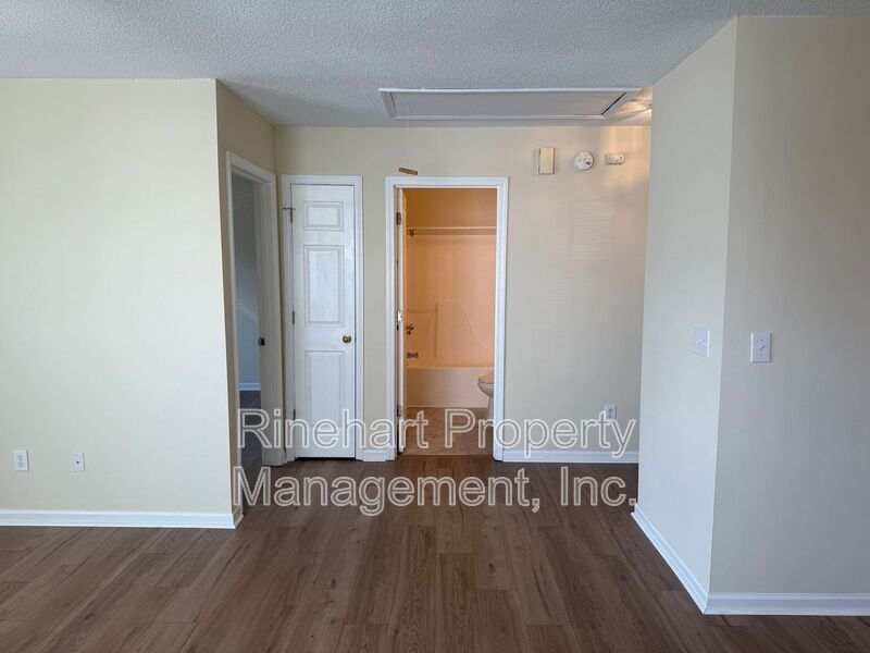 2BR/2BA Duplex in Cherry Meadows! property image