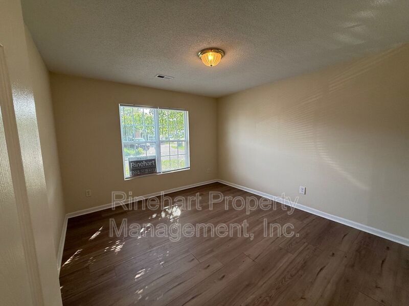 2BR/2BA Duplex in Cherry Meadows! property image