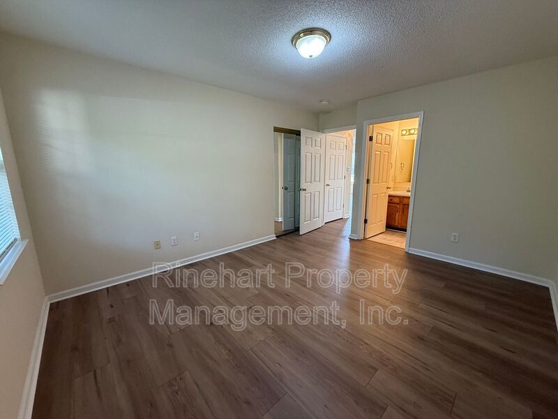 2BR/2BA Duplex in Cherry Meadows! property image