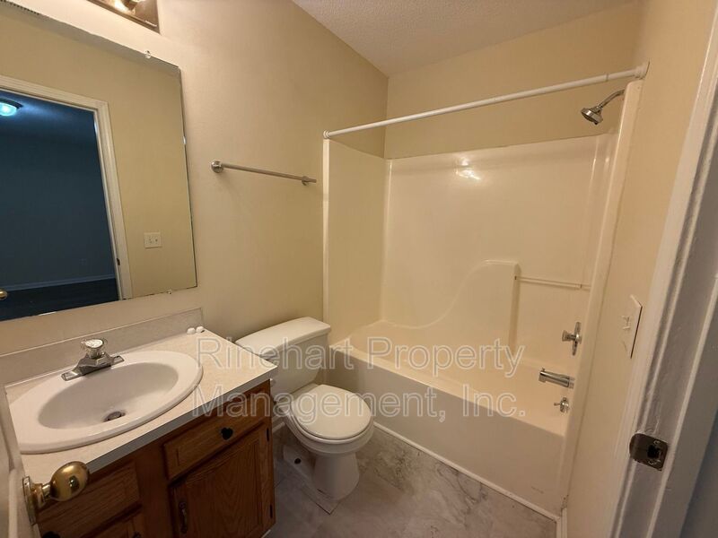 2BR/2BA Duplex in Cherry Meadows! property image