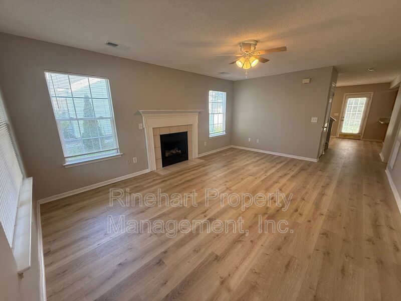 Freshly Updated 3BR Home with New Flooring & 2-Car Garage in Rock Hill property image
