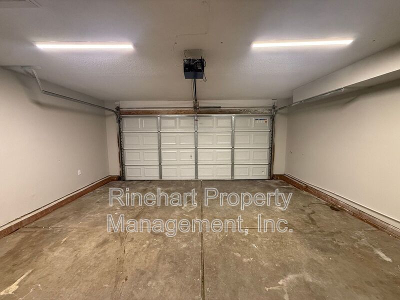 Freshly Updated 3BR Home with New Flooring & 2-Car Garage in Rock Hill property image