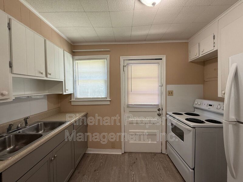 2-Bedroom, 1-Bathroom Duplex property image