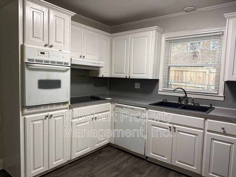 4-Bedroom, 2-Bathroom Brick Home property image