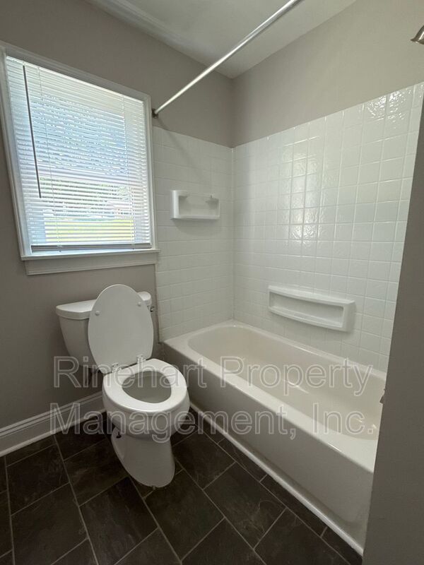 4-Bedroom, 2-Bathroom Brick Home property image