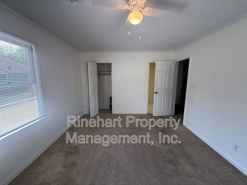 2 Bedroom Condo near Cherry Park **Rent Special: $300 off of the first month of rent** property image