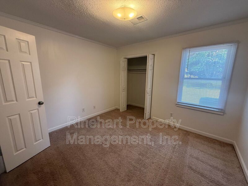 2 Bedroom Condo near Cherry Park **Rent Special: $300 off of the first month of rent** property image