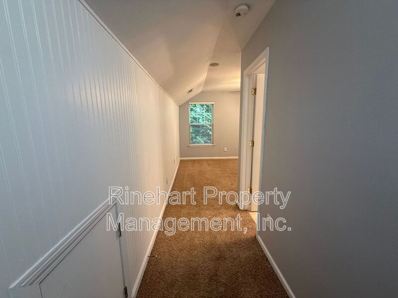 End-Unit Townhome Near Lake Wylie Shopping & Dining property image