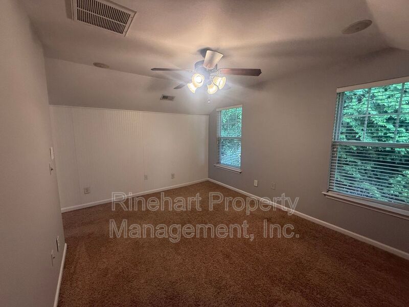 End-Unit Townhome Near Lake Wylie Shopping & Dining property image