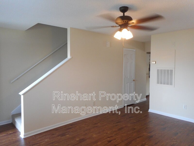 2 BR, 1.5 Bathroom Camden Avenue Townhome ***MOVE-IN SPECIAL: $500 FREE GROCERIES AND $100 FREE GAS*** property image