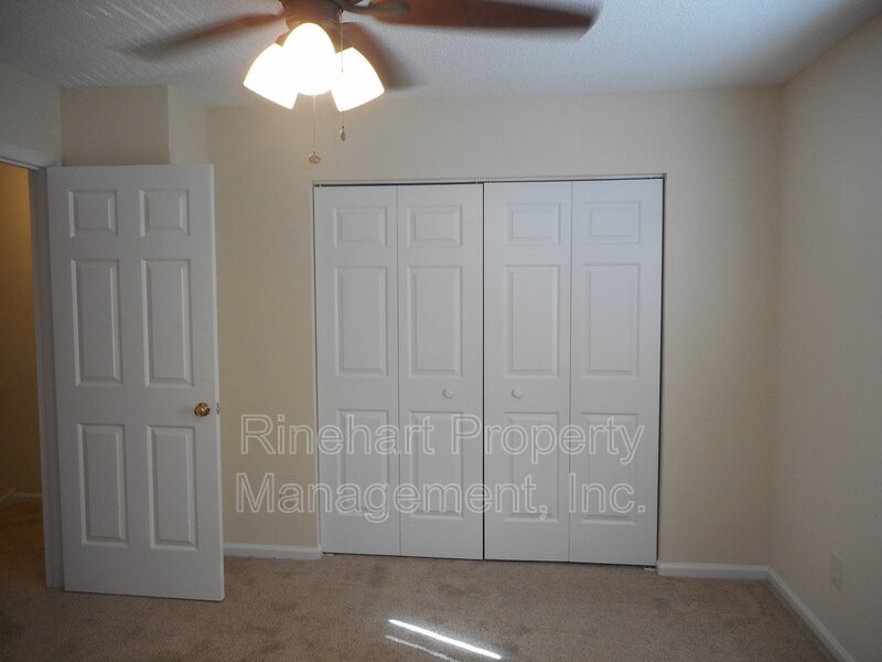 2 BR, 1.5 Bathroom Camden Avenue Townhome ***MOVE-IN SPECIAL: $500 FREE GROCERIES AND $100 FREE GAS*** property image