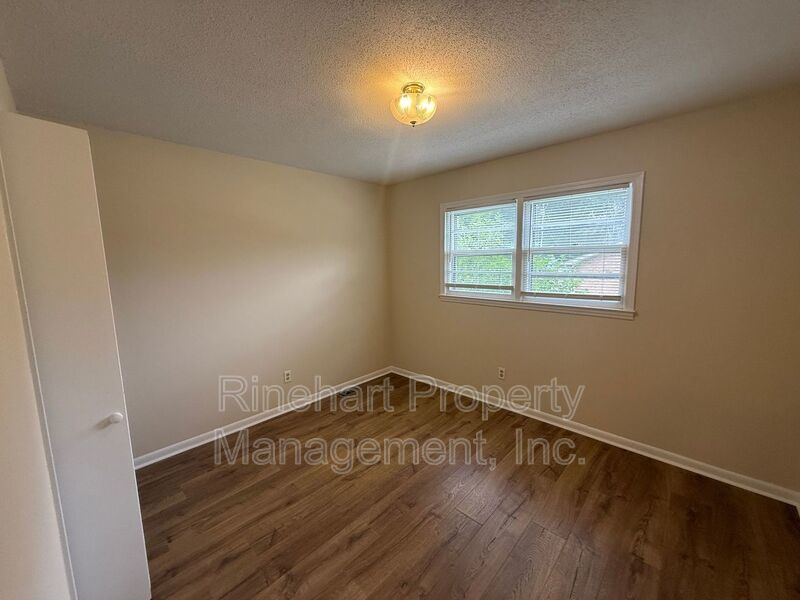 3 Bedroom near Hargett Park! property image