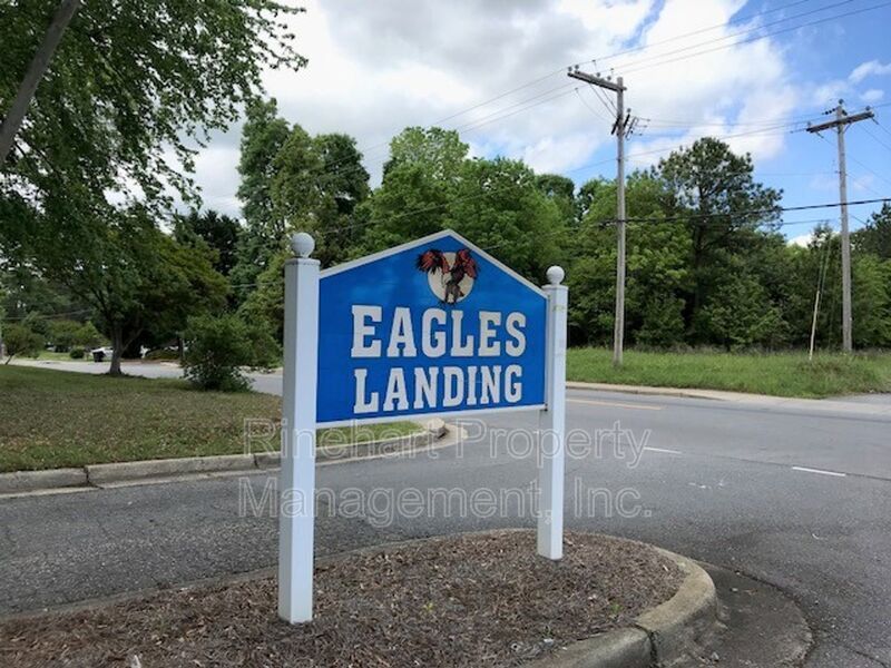 Newly Renovated Condo in Eagles Landing!! property image