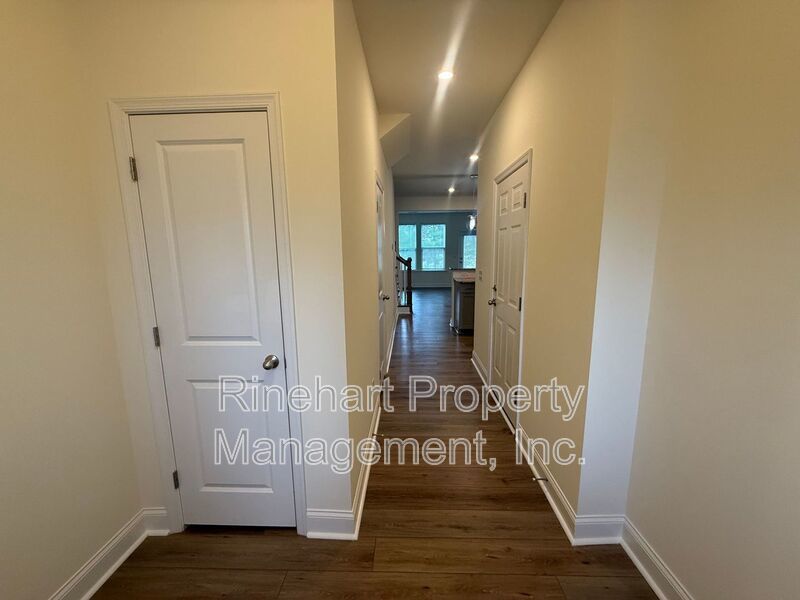 Paddlers Cove 3 Bedroom 2.5 Bath Townhome property image