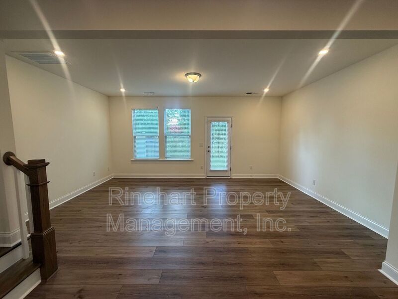 Paddlers Cove 3 Bedroom 2.5 Bath Townhome property image