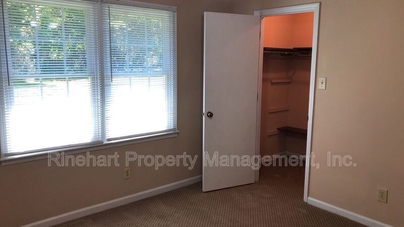 Cozy, 3-Bedroom Ranch property image