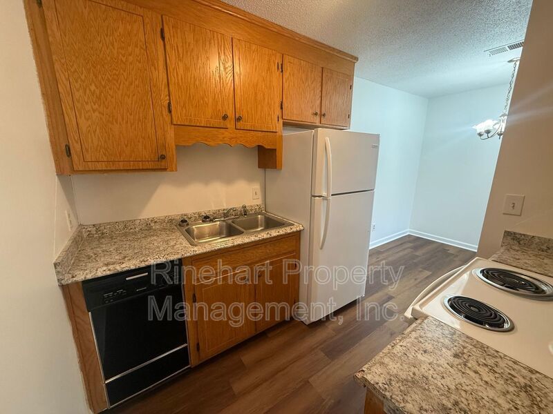 Two Bedroom Duplex in Chandler Estates property image