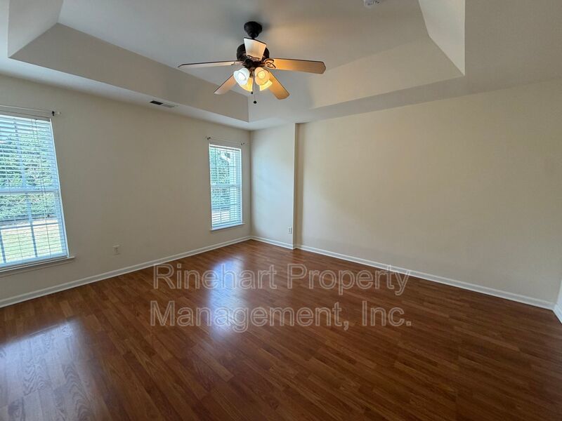 Welcome to this spacious 2 bedroom, 2.5 bath townhome in Atherton Place! property image