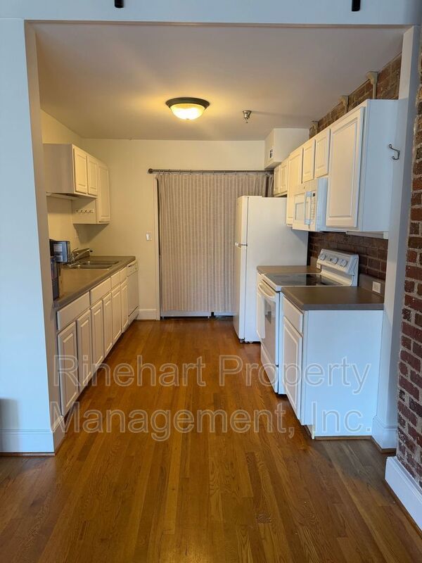 Downtown Loft Apartment!! property image