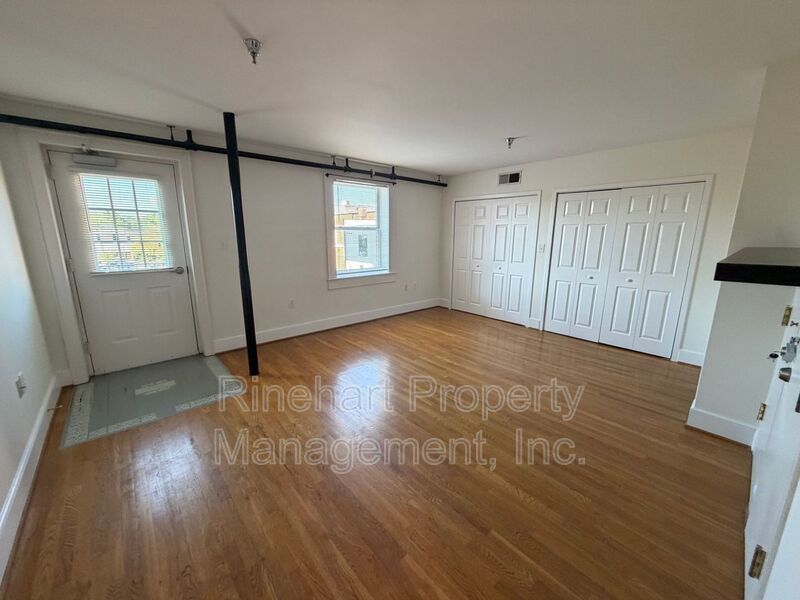 Downtown Loft Apartment!! property image