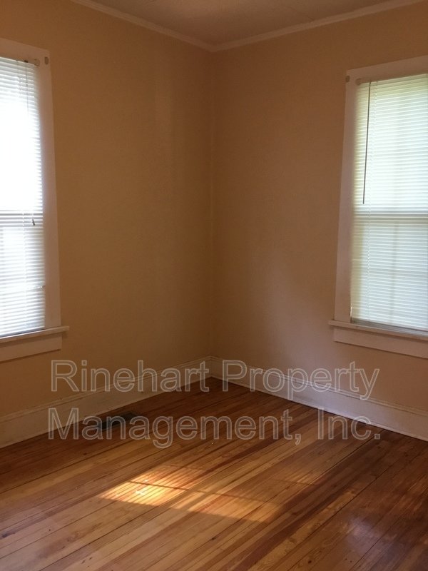 Quaint 2 Bedroom 1 Bath Close Proximity to Confederate Park property image