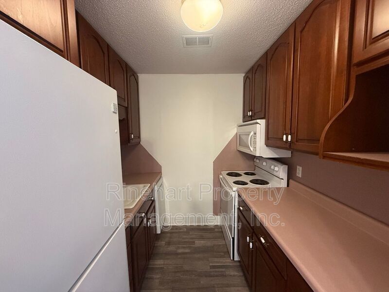 2 Bedroom Condo near Cherry Park property image