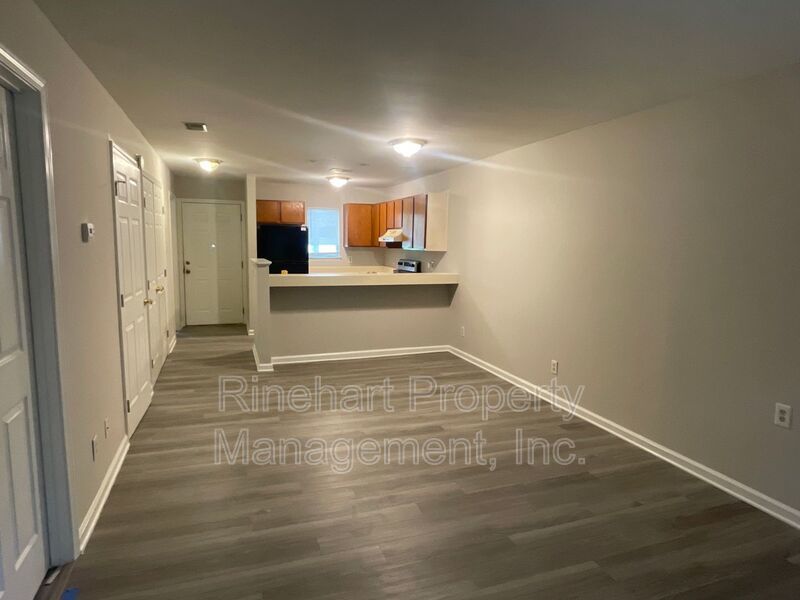 Two-bedroom, Two-bathroom Condo in Eagles Place property image
