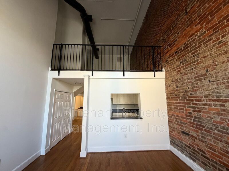 Loft Apartment on Main Street in Downtown Rock Hill property image