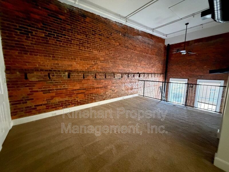 Loft Apartment on Main Street in Downtown Rock Hill property image