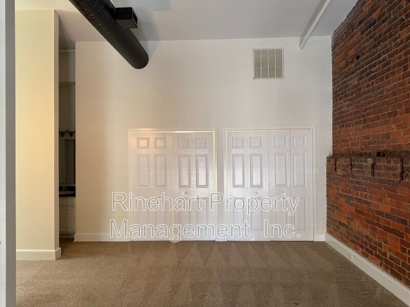 Loft Apartment on Main Street in Downtown Rock Hill property image