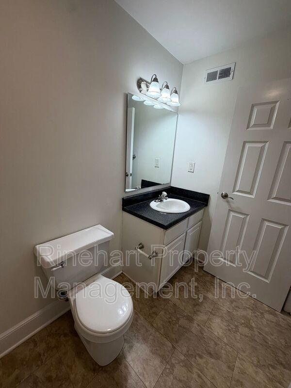 Loft Apartment on Main Street in Downtown Rock Hill property image