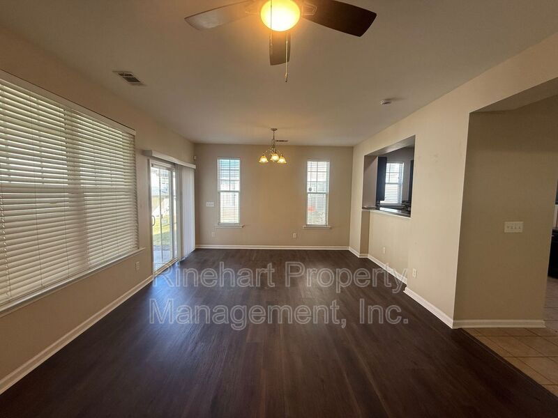 3BR/2.5BA Home with 2-Car Garage & Community Pool in Catawba Village property image