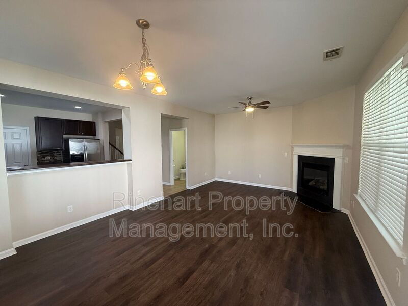 3BR/2.5BA Home with 2-Car Garage & Community Pool in Catawba Village property image