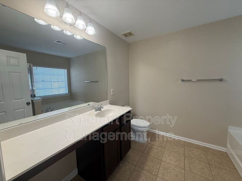 3BR/2.5BA Home with 2-Car Garage & Community Pool in Catawba Village property image
