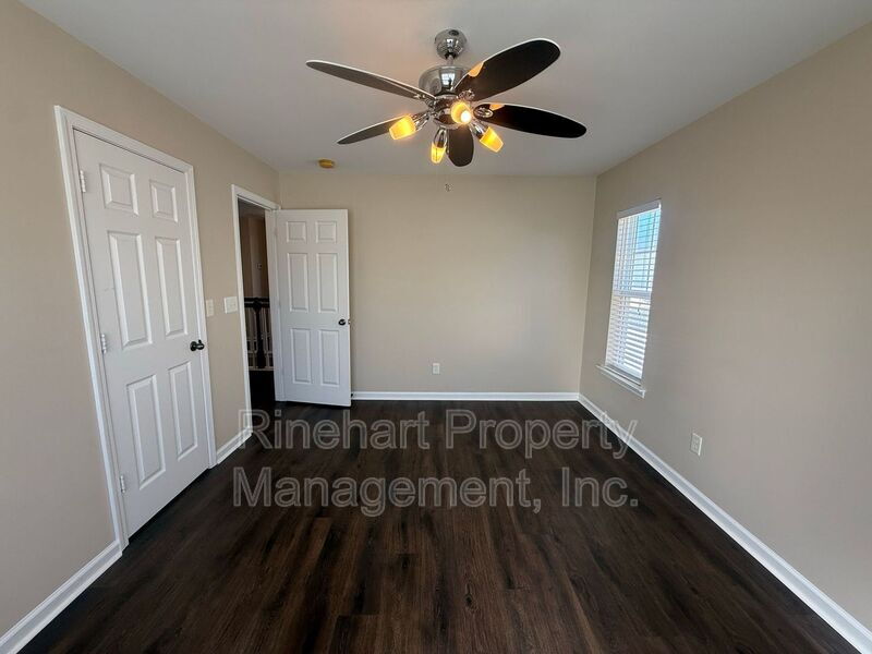 3BR/2.5BA Home with 2-Car Garage & Community Pool in Catawba Village property image