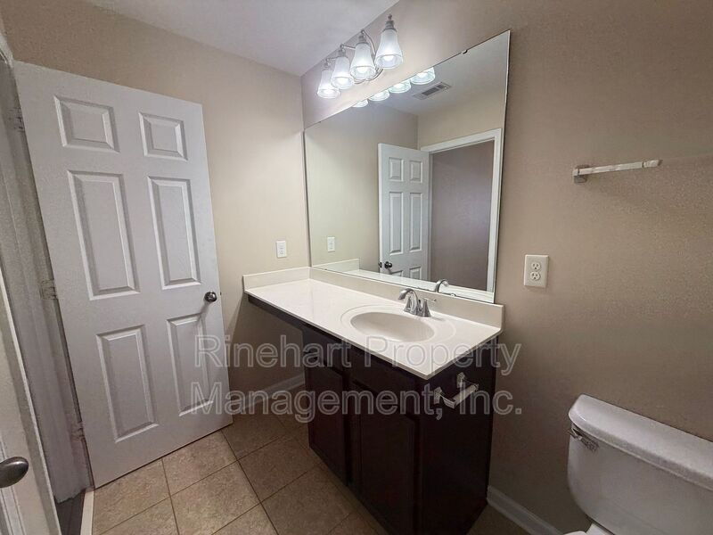 3BR/2.5BA Home with 2-Car Garage & Community Pool in Catawba Village property image