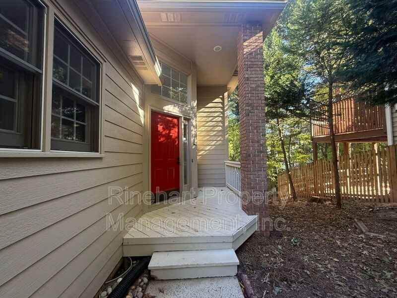 Open-Concept 3BR/2BA in Tega Cay | Vaulted Ceilings, Double Garage, Fort Mill Schools property image