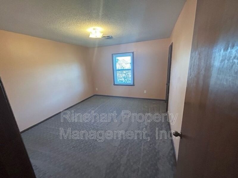 Spacious 2-Bedrrom, 1.5 Bathroom Townhome property image