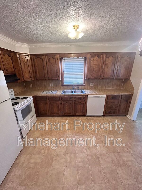 Recently Renovated 2-Bedroom Brick Home property image