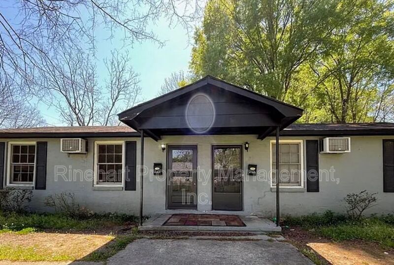 2 Bedroom 1 Bath Apartment Near Downtown Rock Hill ***RENT SPECIAL: $500 OFF FIRST MONTH OF RENT!!!*** property image