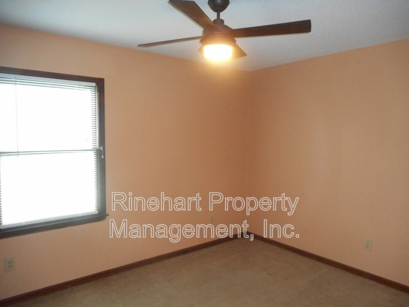 Spacious 2-Bedrrom, 1.5 Bathroom Townhome property image