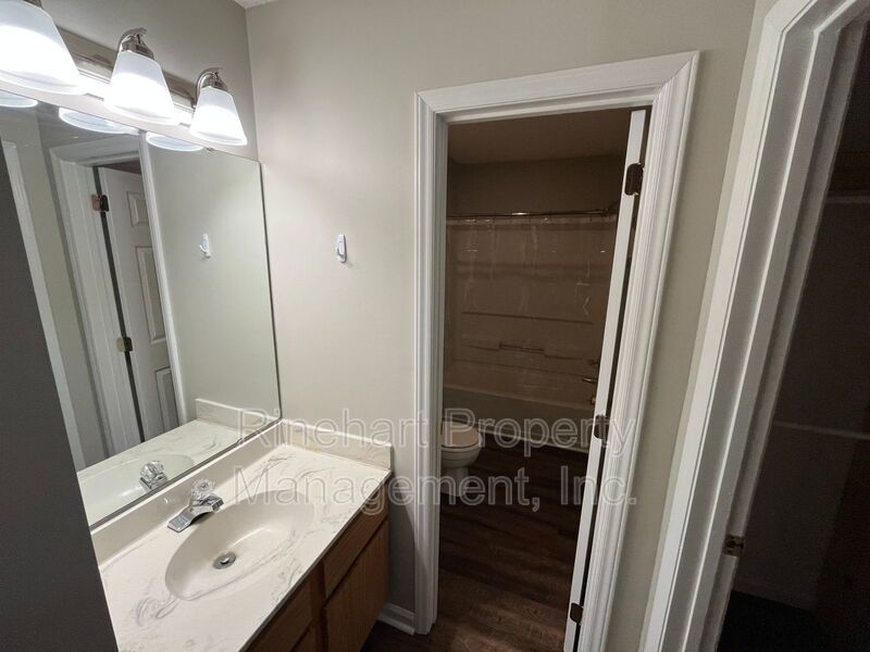 Inviting 3-bedroom, 2-bathroom Home on a Cul-De-Sac property image