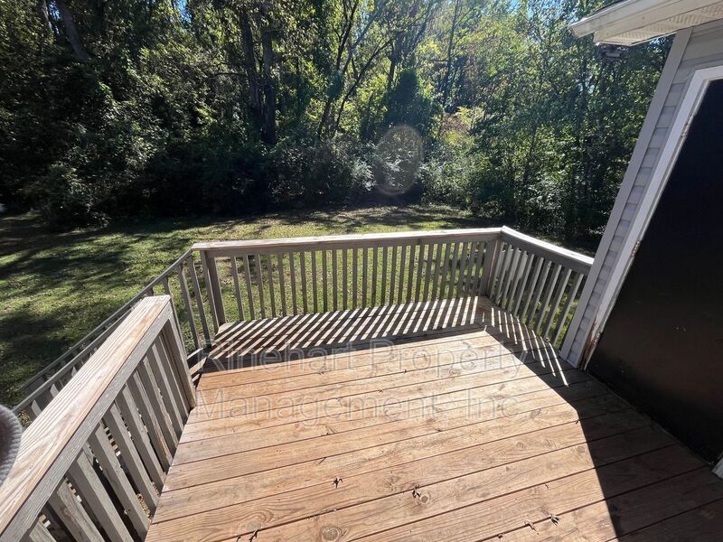 Inviting 3-bedroom, 2-bathroom Home on a Cul-De-Sac property image