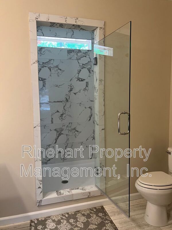 Charming Country Three-Bedroom Two-Bathroom Home with Modern Finishes & a Large Yard In Chester property image