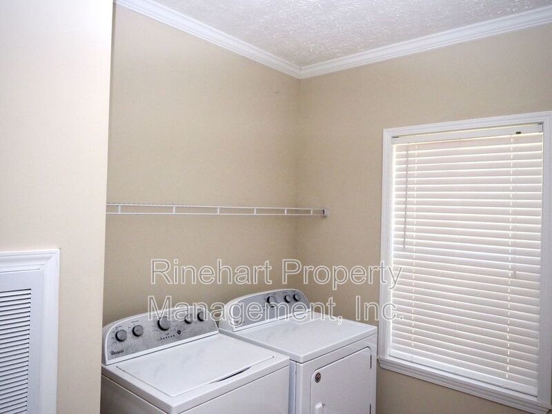 Charming Country Three-Bedroom Two-Bathroom Home with Modern Finishes & a Large Yard In Chester property image