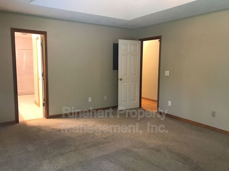 Stunning 3 Bedroom Home with Bonus Room property image