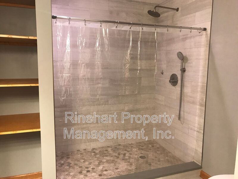 Stunning 3 Bedroom Home with Bonus Room property image